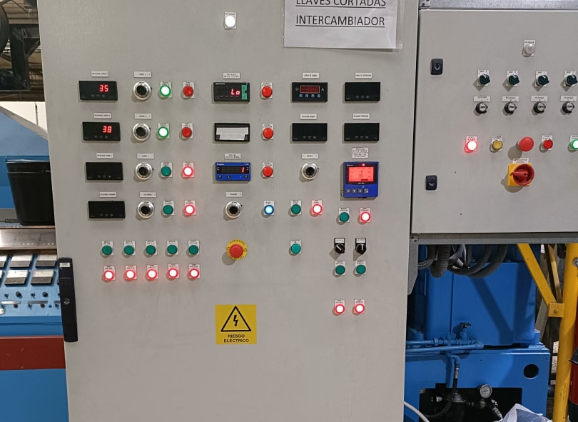 foto tablero eléctrico de control